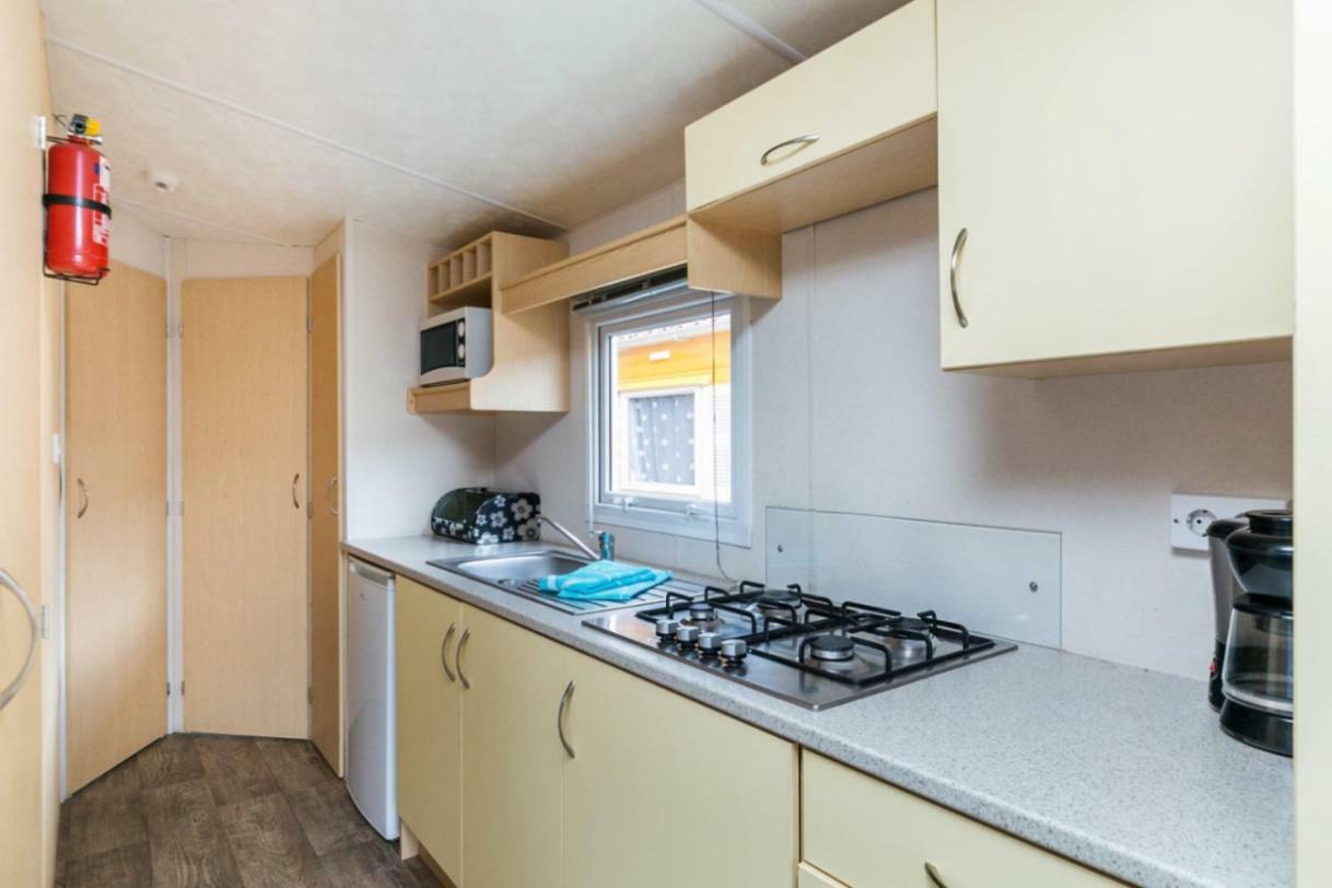 Mb Beach Cottage Hoek Bagian luar foto